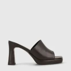 Lodi Genia Mule In Black