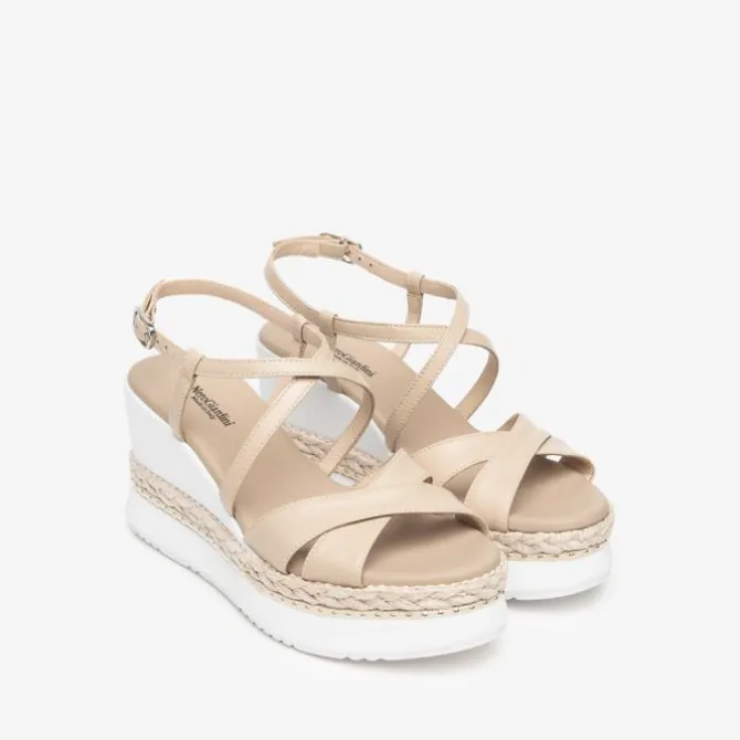 Nerogiardini Nude Wedge Sandal