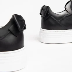 Nerogiardini Trainers With Bow