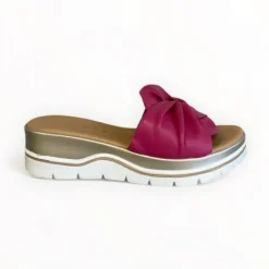 Repo Pink Leather Slider