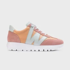 Wonders Meri Peach Trainer