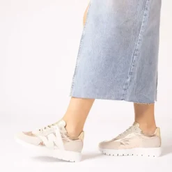 Wonders Oslo Trainer Beige And Gold